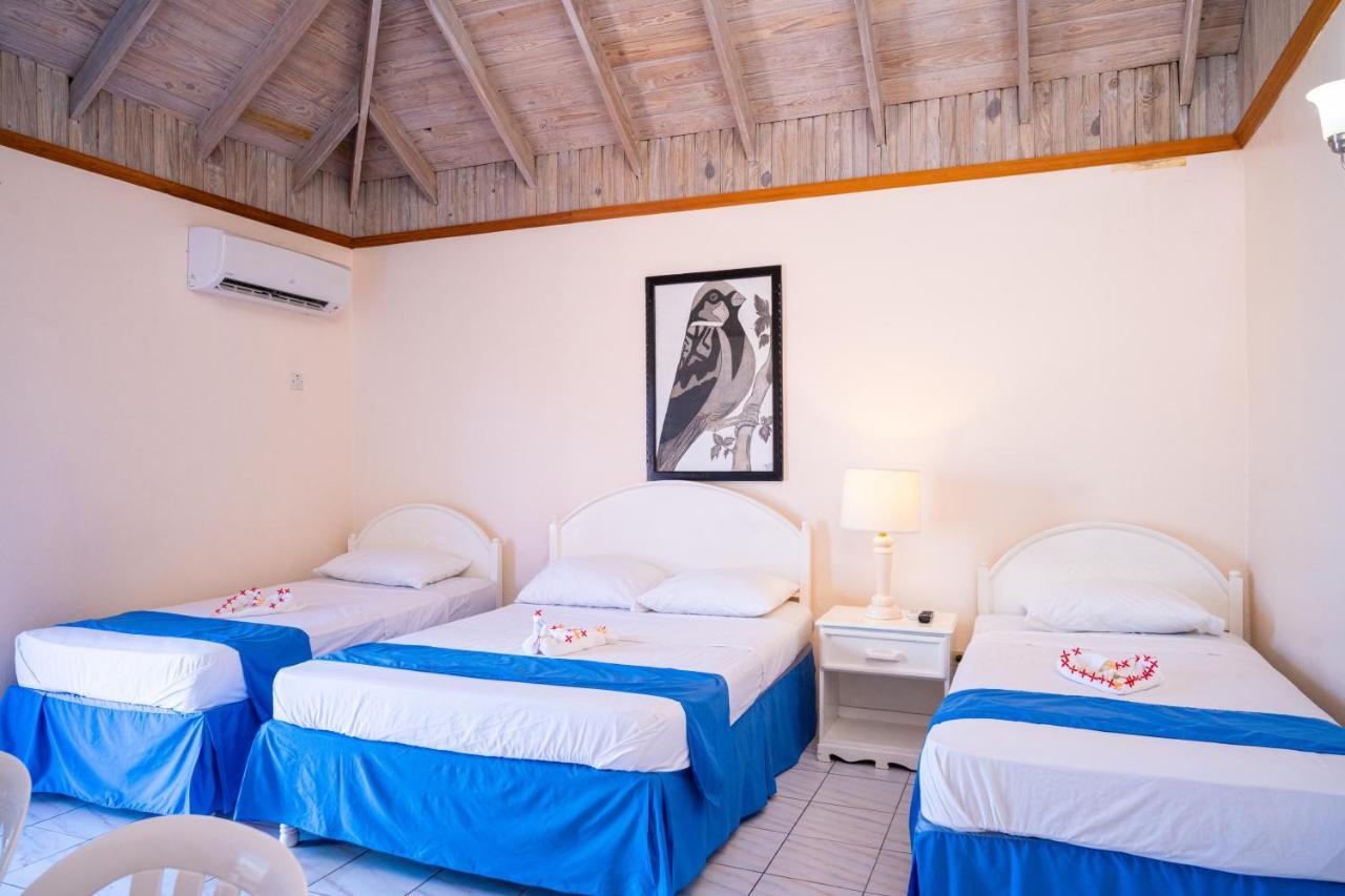 Shields Negril Villas Exteriör bild