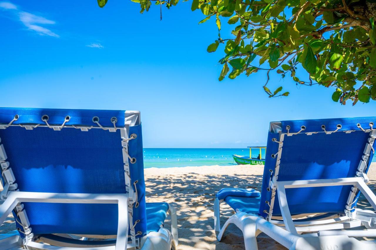Shields Negril Villas Exteriör bild